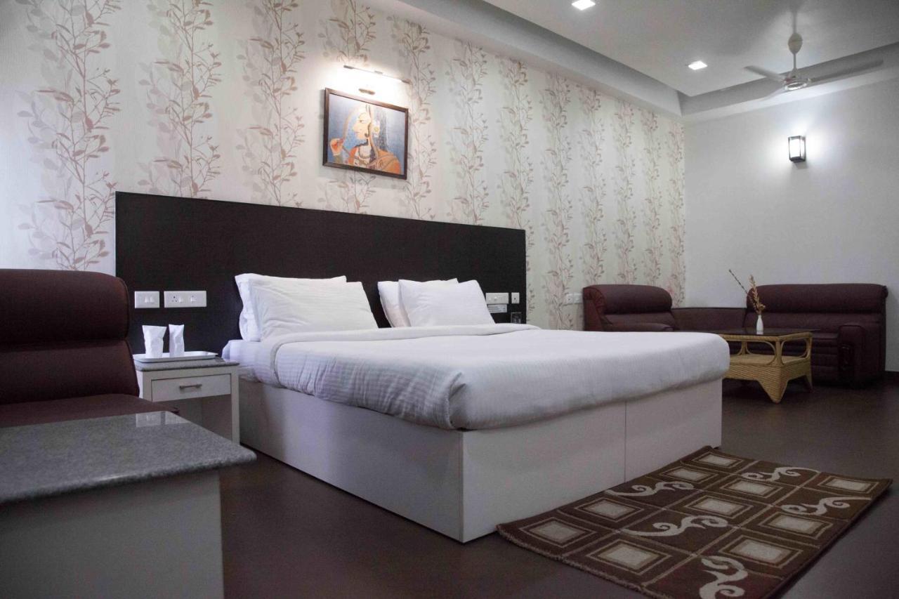 Hotel Central Park Siliguri Ruang foto