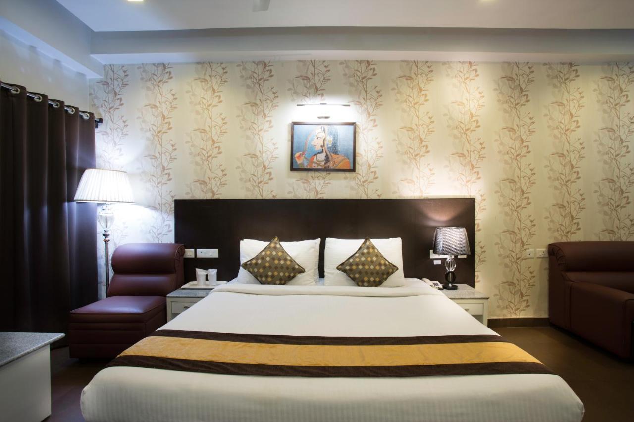 Hotel Central Park Siliguri Bagian luar foto